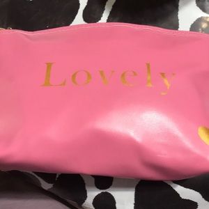 Beauty Brands Lovely Cosmetic Bag NEW 10”x 6” NEW